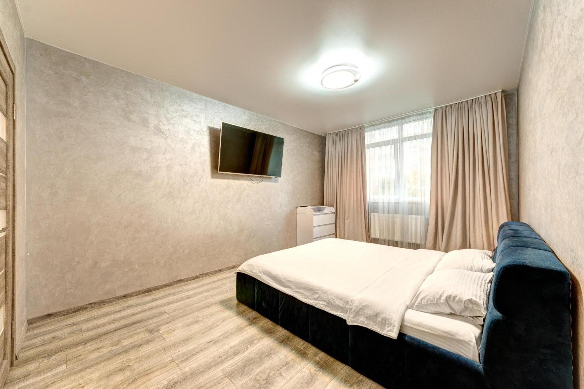 Apartment Voskresenska 18 , Парковые Озера Kijev Kültér fotó