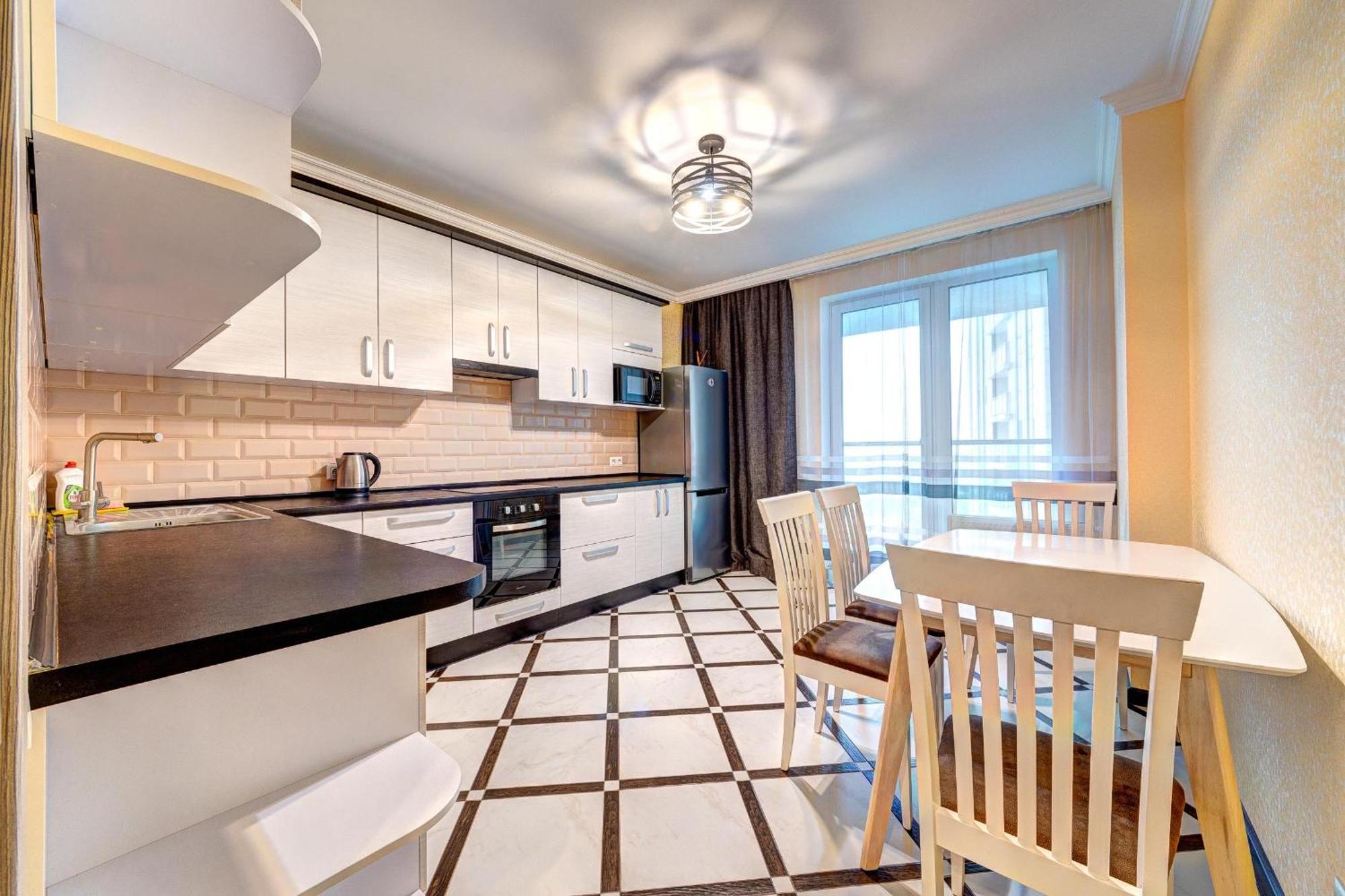 Apartment Voskresenska 18 , Парковые Озера Kijev Szoba fotó