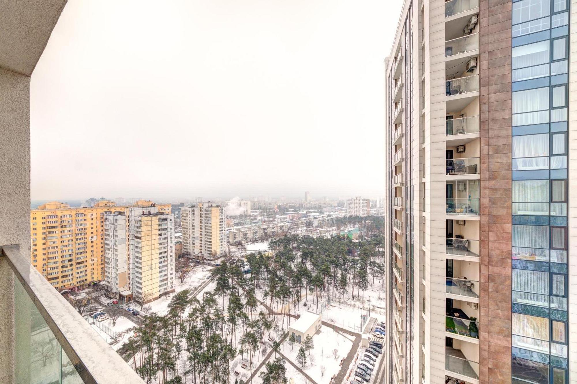 Apartment Voskresenska 18 , Парковые Озера Kijev Szoba fotó