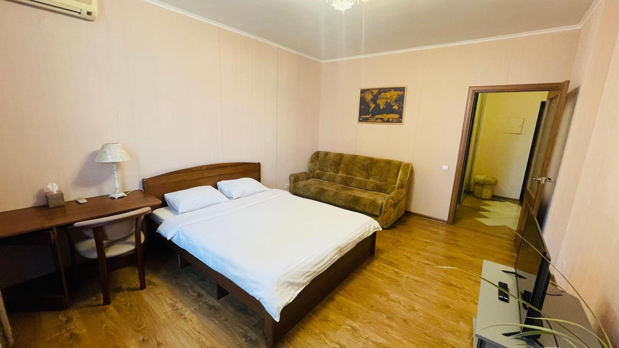Apartment Voskresenska 18 , Парковые Озера Kijev Szoba fotó