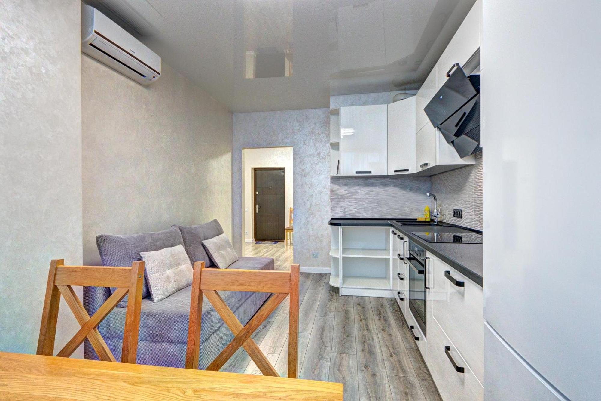 Apartment Voskresenska 18 , Парковые Озера Kijev Szoba fotó