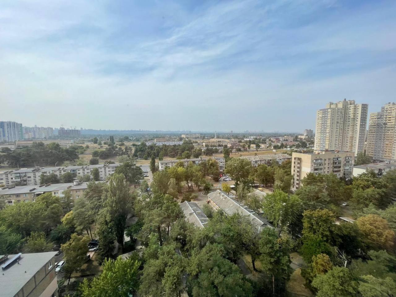 Apartment Voskresenska 18 , Парковые Озера Kijev Kültér fotó